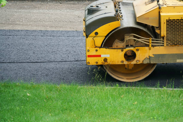 Best Driveway Paving Company  in Quincy, MI
